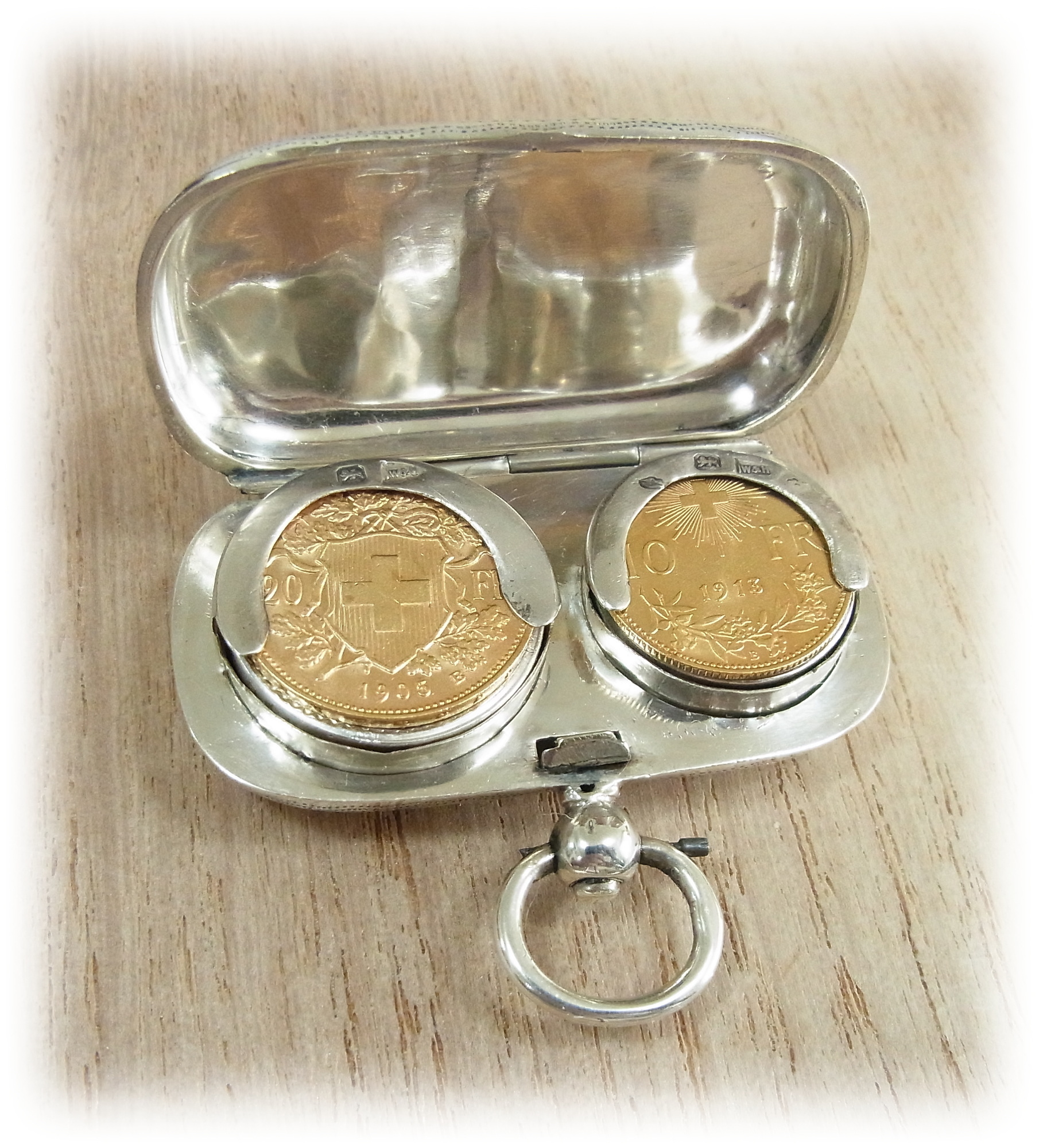 Swiss Vreneli 20fr gold coin issued in 1905, 10Fr gold coin issued in 1913